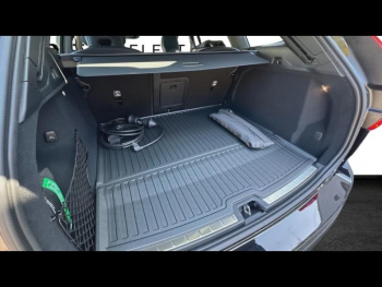 Photo 6 du bon plan VOLVO XC60 T6 Hybride Rechargeable 253 + 145ch Black Edition Geartronic 8 AWD occasion à 69900 €