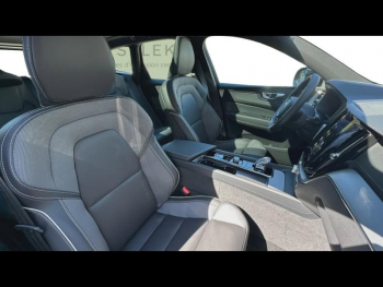 Photo 8 du bon plan VOLVO XC60 T6 Hybride Rechargeable 253 + 145ch Black Edition Geartronic 8 AWD occasion à 69900 €