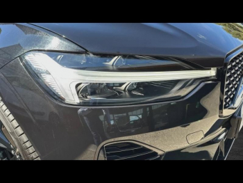 Photo 9 du bon plan VOLVO XC60 T6 Hybride Rechargeable 253 + 145ch Black Edition Geartronic 8 AWD occasion à 69900 €