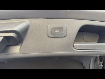 Photo 7 du bon plan JAGUAR E-Pace P300e PHEV 309ch R-Dynamic S occasion à 39990 €