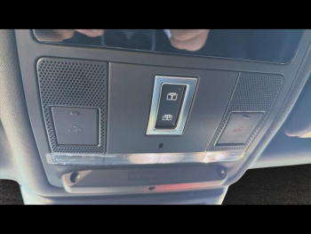 Photo 10 du bon plan JAGUAR E-Pace P300e PHEV 309ch R-Dynamic S occasion à 39990 €