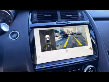 Photo 11 du bon plan JAGUAR E-Pace P300e PHEV 309ch R-Dynamic S occasion à 39990 €