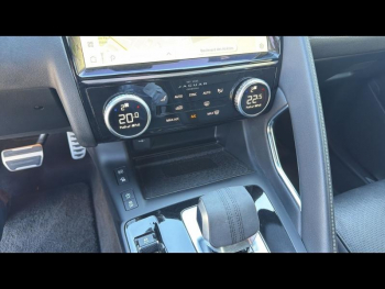 Photo 15 du bon plan JAGUAR E-Pace P300e PHEV 309ch R-Dynamic S occasion à 39990 €