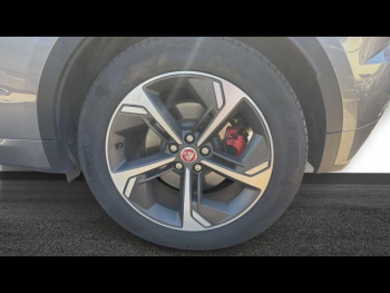 Photo 17 du bon plan JAGUAR E-Pace P300e PHEV 309ch R-Dynamic S occasion à 39990 €