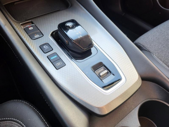 Photo 4 du bon plan NISSAN Qashqai e-POWER 190ch N-Connecta occasion à 34990 €