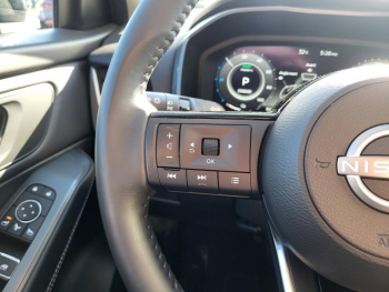 Photo 16 du bon plan NISSAN Qashqai e-POWER 190ch N-Connecta occasion à 34990 €