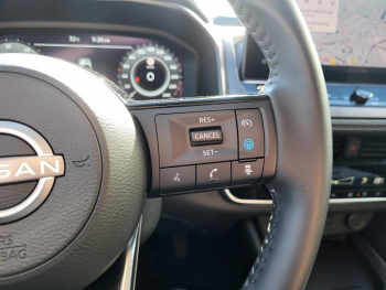 Photo 17 du bon plan NISSAN Qashqai e-POWER 190ch N-Connecta occasion à 34990 €