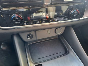 Photo 19 du bon plan NISSAN Qashqai e-POWER 190ch N-Connecta occasion à 34990 €