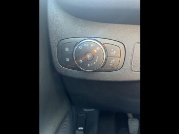 Photo 17 du bon plan FORD Puma 1.0 Flexifuel 125ch S&S mHEV Titanium occasion à 18990 €