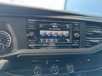 Photo 14 du bon plan VOLKSWAGEN Transporter Fg VUL 2.8T L1H1 2.0 TDI 110ch Business occasion à 24780 €