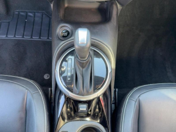 Photo 3 du bon plan NISSAN Juke 1.6 Hybrid 143ch Première Edition 2022.5 occasion à 20490 €