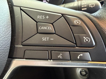 Photo 15 du bon plan NISSAN Juke 1.6 Hybrid 143ch N-Connecta 2023 occasion à 20490 €