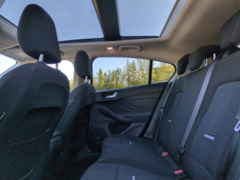 Photo 15 du bon plan FORD Focus Active 1.0 Flexifuel mHEV 125ch Active Style occasion à 11980 €