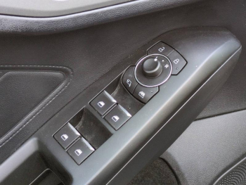 Photo 16 du bon plan FORD Focus Active 1.0 Flexifuel mHEV 125ch Active Style occasion à 11980 €