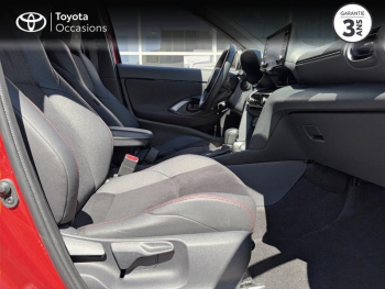 Photo 6 du bon plan TOYOTA Yaris Cross 116h GR Sport Pack Cargo Toit Panoramique occasion à 23990 €