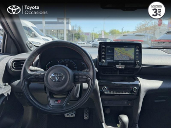 Photo 8 du bon plan TOYOTA Yaris Cross 116h GR Sport Pack Cargo Toit Panoramique occasion à 23990 €