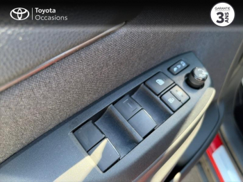 Photo 24 du bon plan TOYOTA Yaris Cross 116h GR Sport Pack Cargo Toit Panoramique occasion à 23990 €