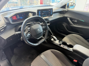 Photo 2 du bon plan PEUGEOT 2008 1.2 PureTech 130ch S&S Allure EAT8 occasion à 14900 €