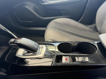 Photo 18 du bon plan PEUGEOT 2008 1.2 PureTech 130ch S&S Allure EAT8 occasion à 14900 €