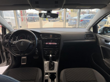 Photo 10 du bon plan VOLKSWAGEN Golf 1.0 TSI 115ch Connect DSG7 Euro6d-T 5p occasion à 14900 €