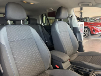 Photo 21 du bon plan VOLKSWAGEN Golf 1.0 TSI 115ch Connect DSG7 Euro6d-T 5p occasion à 14900 €