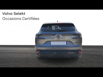 Photo 3 du bon plan RENAULT Austral 1.2 E-Tech full hybrid 200ch Techno occasion à 26990 €