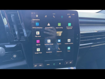 Photo 14 du bon plan RENAULT Austral 1.2 E-Tech full hybrid 200ch Techno occasion à 26990 €