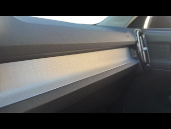 Photo 19 du bon plan VOLVO XC40 B4 AWD 197ch Business Geartronic 8 occasion à 24910 €