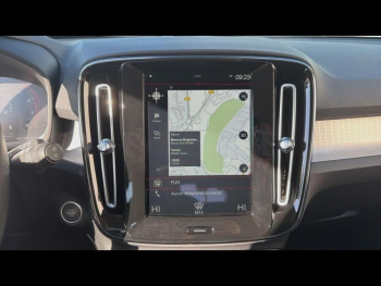 Photo 24 du bon plan VOLVO XC40 B4 AWD 197ch Business Geartronic 8 occasion à 24910 €