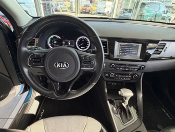 Photo 8 du bon plan KIA Carens II Ph1 2.0 CRDI140 Sport occasion à 16900 €