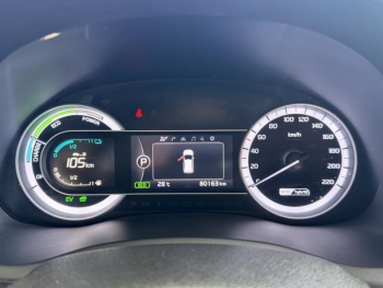 Photo 10 du bon plan KIA Carens II Ph1 2.0 CRDI140 Sport occasion à 16900 €