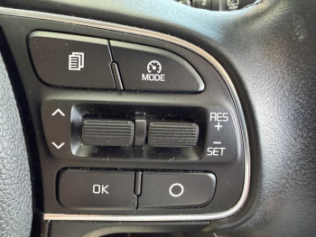 Photo 15 du bon plan KIA Carens II Ph1 2.0 CRDI140 Sport occasion à 16900 €