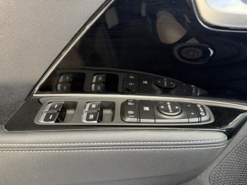 Photo 17 du bon plan KIA Carens II Ph1 2.0 CRDI140 Sport occasion à 16900 €