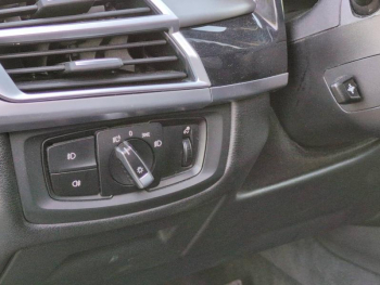 Photo 20 du bon plan BMW X5 sDrive25dA 218ch Lounge Plus occasion à 22990 €