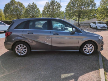 Photo 5 du bon plan MERCEDES-BENZ Classe B 180 122ch Inspiration 7G-DCT occasion à 15900 €