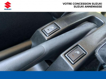 Photo 23 du bon plan SUZUKI Swift 1.2 Dualjet Hybrid 83ch Pack AllGrip occasion à 16490 €