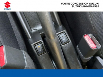 Photo 20 du bon plan SUZUKI Swift 1.2 Dualjet Hybrid 83ch Pack occasion à 15990 €