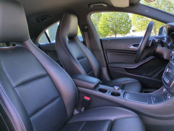 Photo 14 du bon plan MERCEDES-BENZ CLA 220 d Sensation 7G-DCT occasion à 16900 €