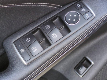 Photo 18 du bon plan MERCEDES-BENZ CLA 220 d Sensation 7G-DCT occasion à 16900 €