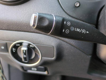 Photo 19 du bon plan MERCEDES-BENZ CLA 220 d Sensation 7G-DCT occasion à 16900 €