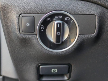 Photo 29 du bon plan MERCEDES-BENZ CLA 220 d Sensation 7G-DCT occasion à 16900 €