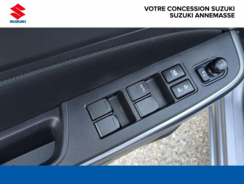 Photo 13 du bon plan SUZUKI Swift 1.2 Dualjet Hybrid 83ch Pack Auto occasion à 17490 €