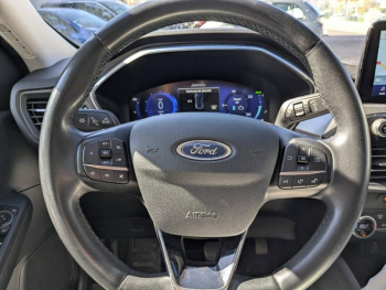 Photo 9 du bon plan FORD Kuga 2.5 Duratec 190ch FHEV E85 Titanium BVA occasion à 22990 €