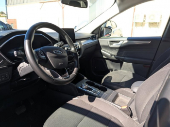 Photo 10 du bon plan FORD Kuga 2.5 Duratec 190ch FHEV E85 Titanium BVA occasion à 22990 €
