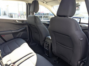 Photo 23 du bon plan FORD Kuga 2.5 Duratec 190ch FHEV E85 Titanium BVA occasion à 22990 €