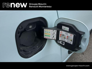 Photo 15 du bon plan RENAULT Twingo E-Tech Electric Zen R80 Achat Intégral - 21MY occasion à 9990 €