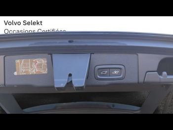 Photo 8 du bon plan VOLVO XC60 B4 AdBlue AWD 197ch R-Design Geartronic occasion à 29900 €