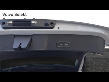 Photo 8 du bon plan VOLVO XC40 B3 163ch Black Edition DCT 7 occasion à 41500 €