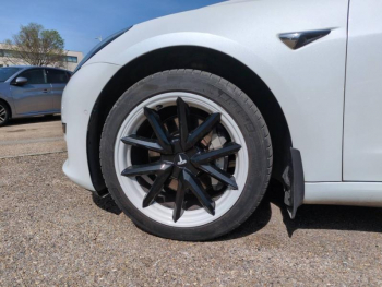 Photo 9 du bon plan TESLA Model 3 Standard RWD Plus occasion à 25990 €