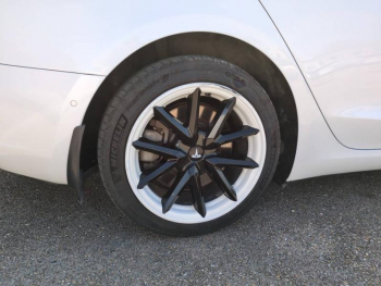 Photo 12 du bon plan TESLA Model 3 Standard RWD Plus occasion à 25990 €